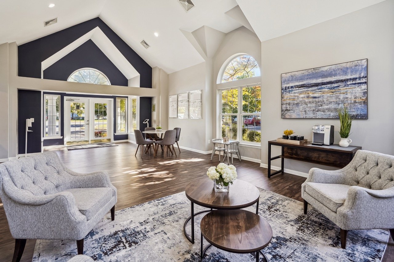 Ashburn Meadows is a similar property to Broadlands Apartments located in Ashburn